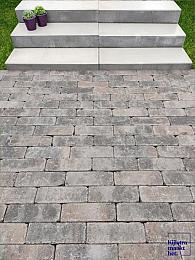 Traptrede 100x35x15 cm stone grey kleurecht met facet